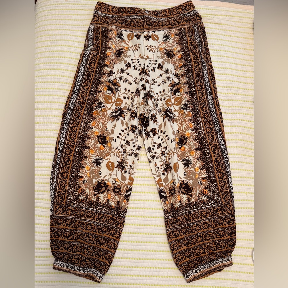 Anthropologie Boho Cream and Brown Floral Jogger Pants